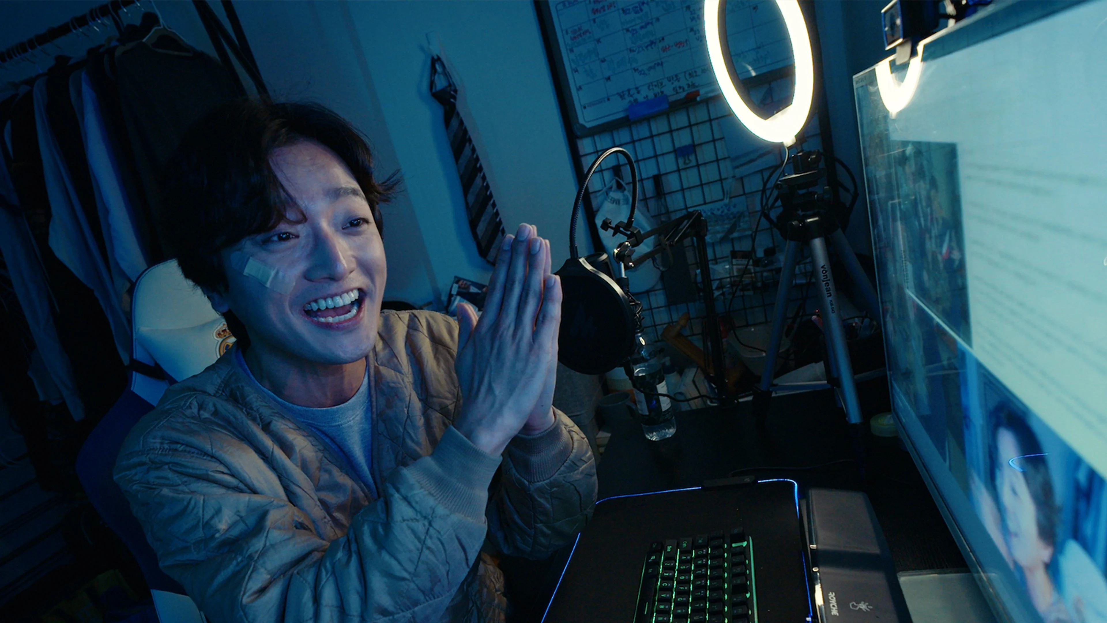 Lượt Xem Đẫm Máu Full