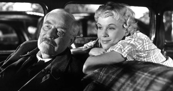 Trái Dâu Dại Full